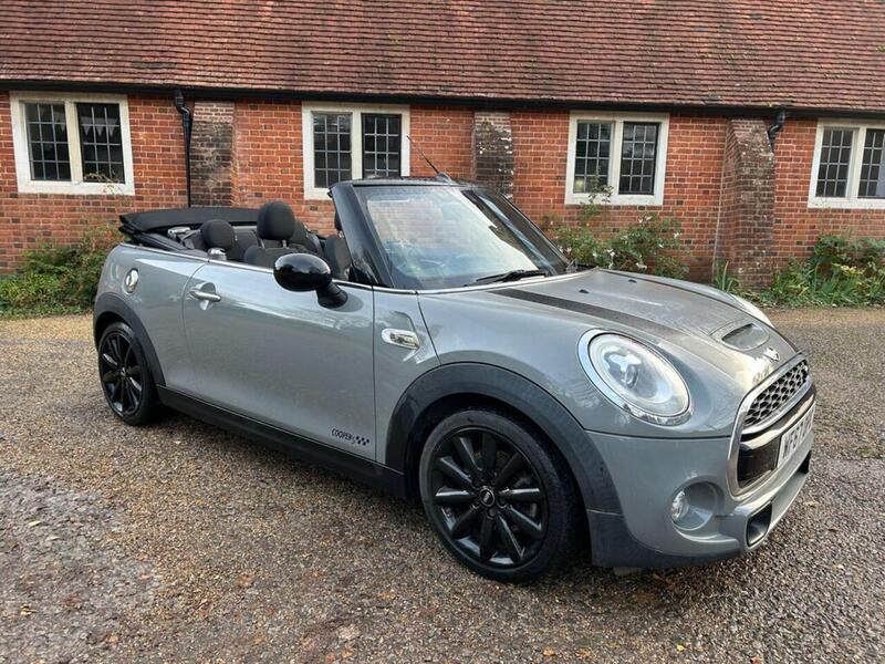 MINI Convertible 2.0 Cooper S Convertible 2dr Petrol Manual Euro 6 (s/s) (192 ps) - U10003512
