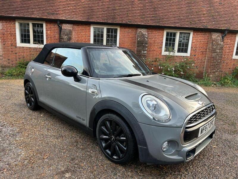 MINI Convertible 2.0 Cooper S Convertible 2dr Petrol Manual Euro 6 (s/s) (192 ps) - U10003512