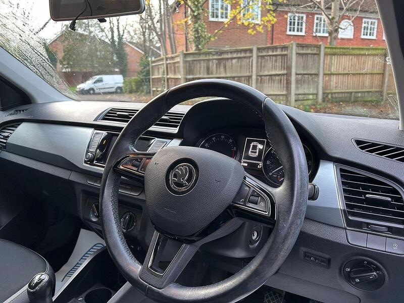 Skoda Fabia 1.0 TSI SE Hatchback 5dr Petrol Manual Euro 6 (s/s) (95 ps) - U10003514