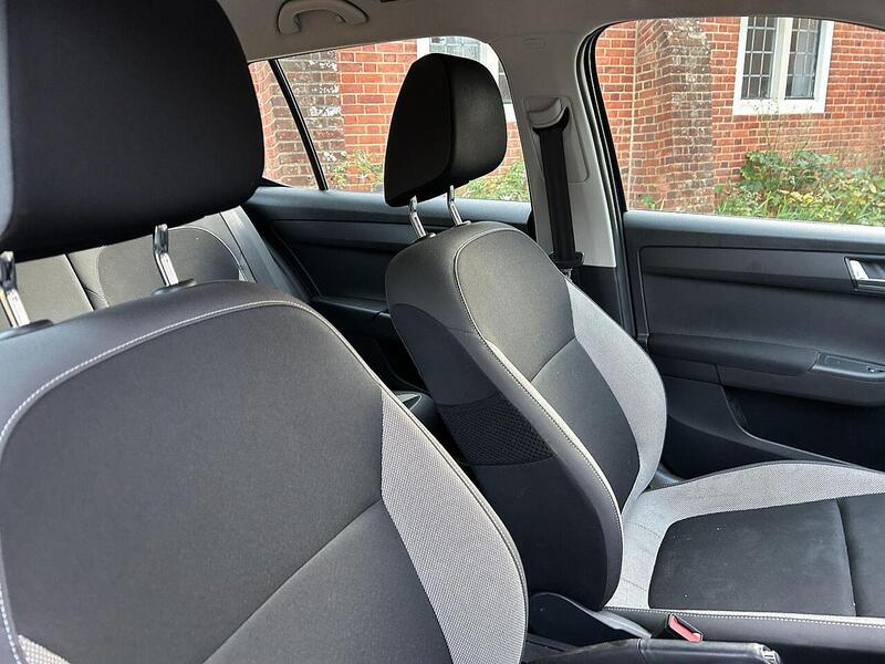 Skoda Fabia 1.0 TSI SE Hatchback 5dr Petrol Manual Euro 6 (s/s) (95 ps) - U10003514