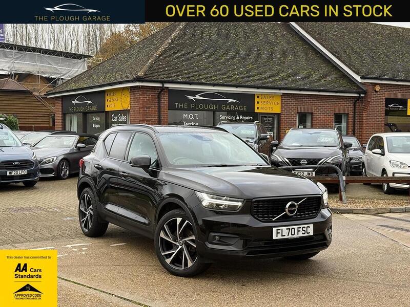 Volvo XC40 2.0 B4 MHEV R-Design SUV 5dr Petrol Hybrid Auto Euro 6 (s/s) (197 ps) - U10003515