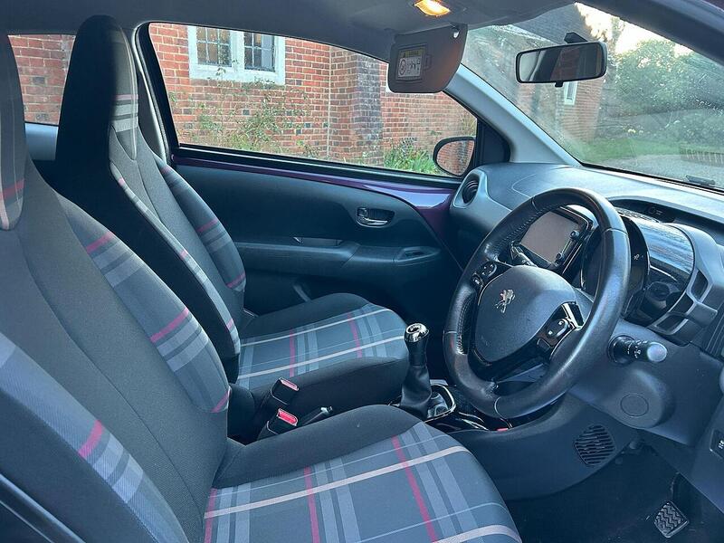Peugeot 108 1.2 PureTech Allure Hatchback 3dr Petrol Manual Euro 6 (82 ps) - U10003517
