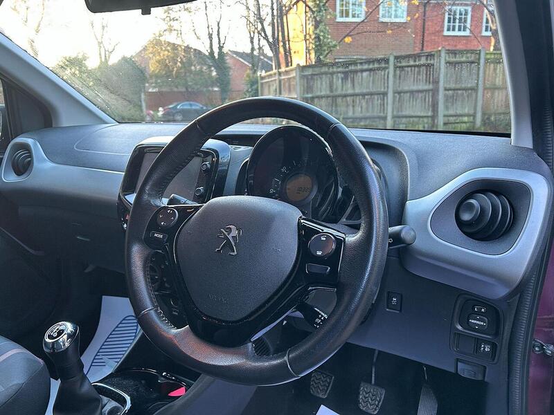 Peugeot 108 1.2 PureTech Allure Hatchback 3dr Petrol Manual Euro 6 (82 ps) - U10003517