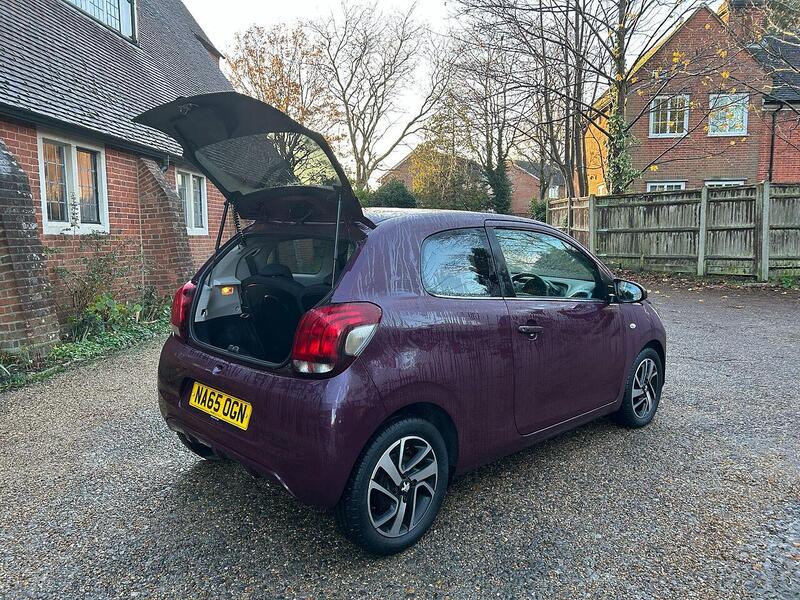 Peugeot 108 1.2 PureTech Allure Hatchback 3dr Petrol Manual Euro 6 (82 ps) - U10003517