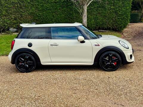 MINI Hatch 2.0 John Cooper Works Hatchback 3dr Petrol Manual Euro 6 (s/s) (231 ps) - U10003519