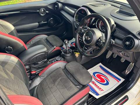 MINI Hatch 2.0 John Cooper Works Hatchback 3dr Petrol Manual Euro 6 (s/s) (231 ps) - U10003519