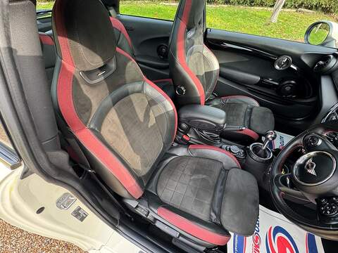 MINI Hatch 2.0 John Cooper Works Hatchback 3dr Petrol Manual Euro 6 (s/s) (231 ps) - U10003519