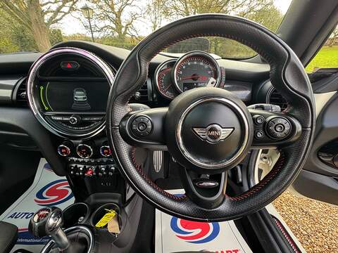 MINI Hatch 2.0 John Cooper Works Hatchback 3dr Petrol Manual Euro 6 (s/s) (231 ps) - U10003519