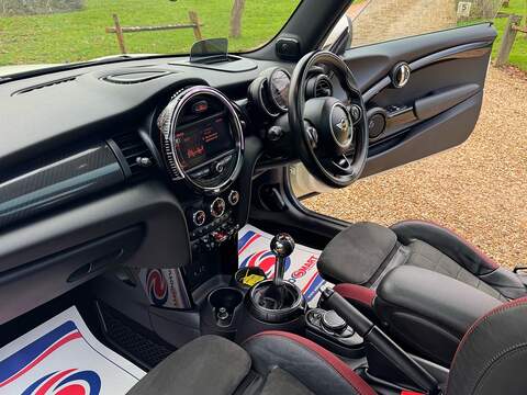 MINI Hatch 2.0 John Cooper Works Hatchback 3dr Petrol Manual Euro 6 (s/s) (231 ps) - U10003519