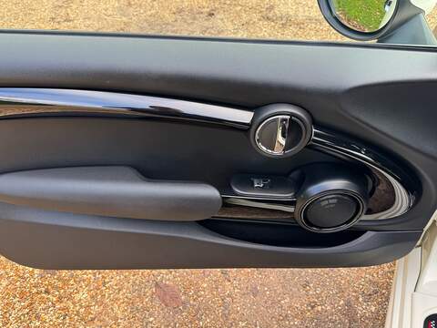 MINI Hatch 2.0 John Cooper Works Hatchback 3dr Petrol Manual Euro 6 (s/s) (231 ps) - U10003519