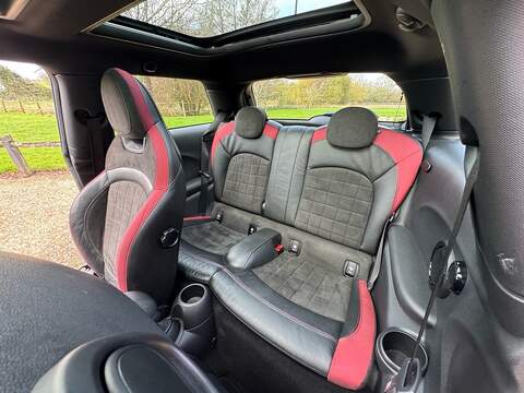 MINI Hatch 2.0 John Cooper Works Hatchback 3dr Petrol Manual Euro 6 (s/s) (231 ps) - U10003519