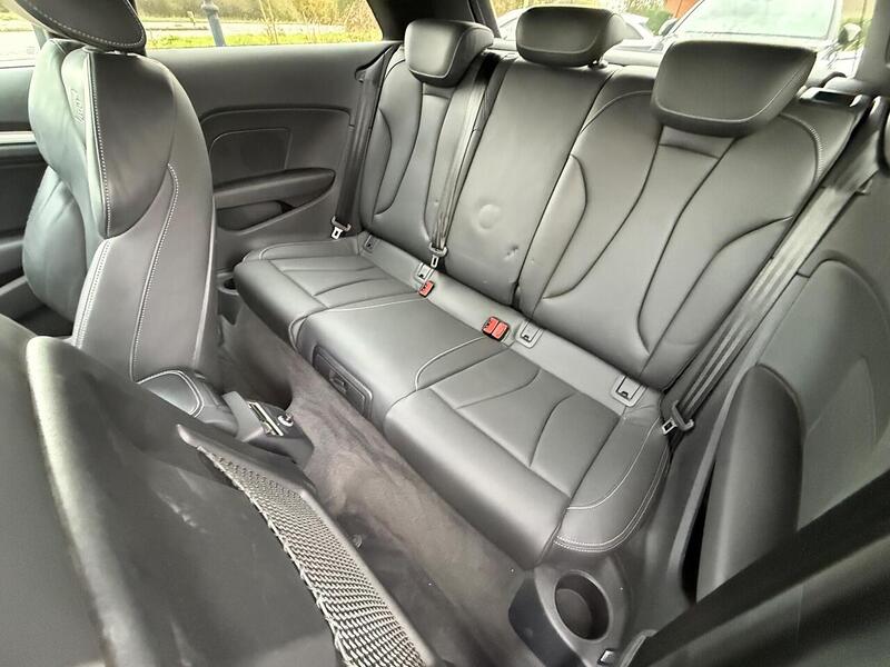Audi S3 2.0 TFSI Black Edition Hatchback 3dr Petrol S Tronic quattro Euro 6 (s/s) (310 ps) - U10003521