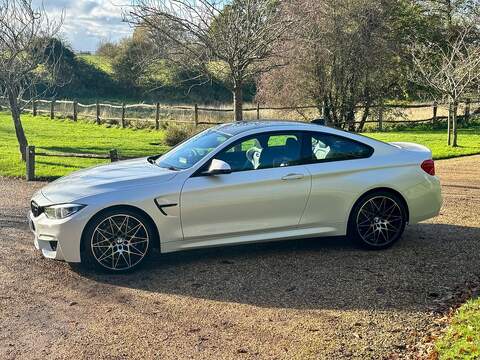 BMW M4 3.0 BiTurbo GPF Competition Coupe 2dr Petrol DCT Euro 6 (s/s) (450 ps) - U10003522