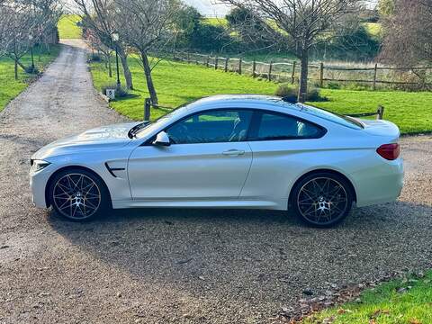 BMW M4 3.0 BiTurbo GPF Competition Coupe 2dr Petrol DCT Euro 6 (s/s) (450 ps) - U10003522