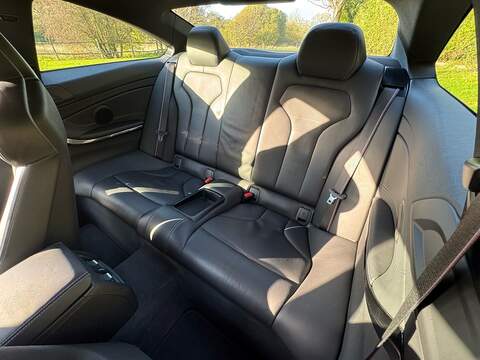 BMW M4 3.0 BiTurbo GPF Competition Coupe 2dr Petrol DCT Euro 6 (s/s) (450 ps) - U10003522