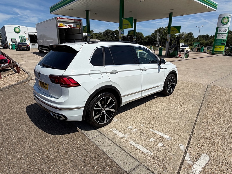Volkswagen Tiguan 1.5 TSI R-Line SUV 5dr Petrol DSG Euro 6 (s/s) (150 ps) - U10003523