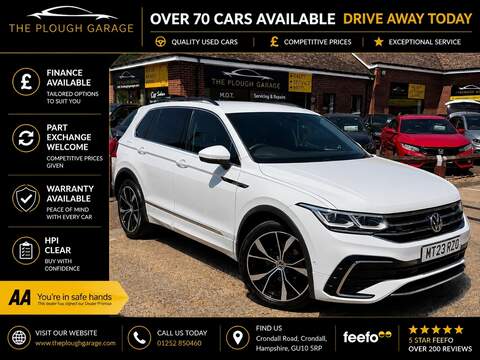 Volkswagen Tiguan 2.0 TFSI 40 Black Edition Roadster 2dr Petrol S Tronic Euro 6 (s/s) (197 ps)