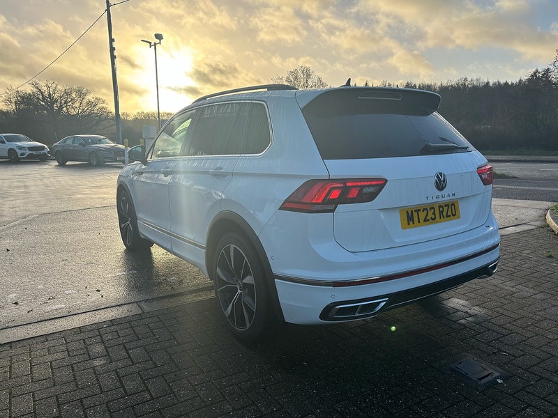 Volkswagen Tiguan 1.5 TSI R-Line SUV 5dr Petrol DSG Euro 6 (s/s) (150 ps) - U10003523