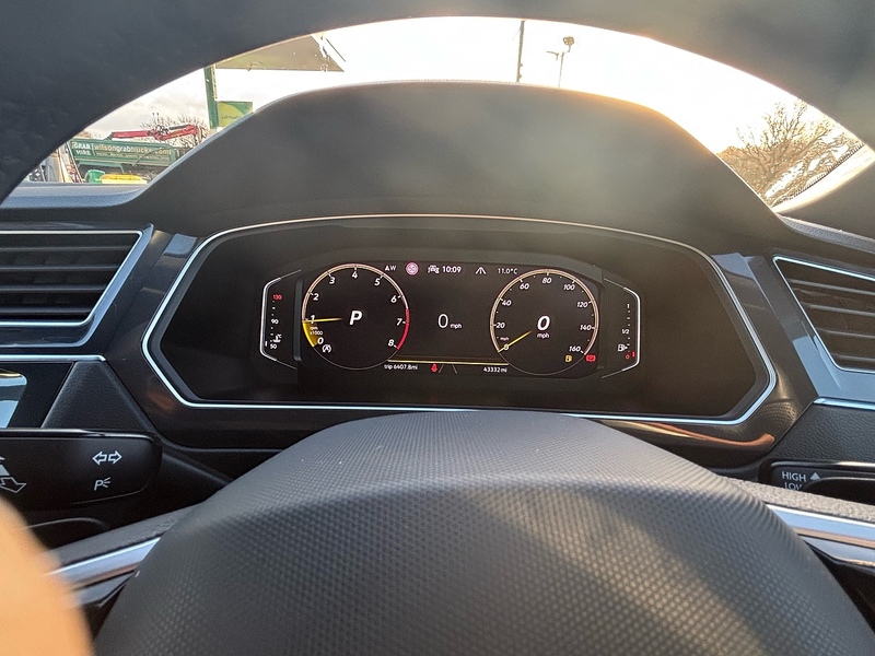 Volkswagen Tiguan 1.5 TSI R-Line SUV 5dr Petrol DSG Euro 6 (s/s) (150 ps) - U10003523