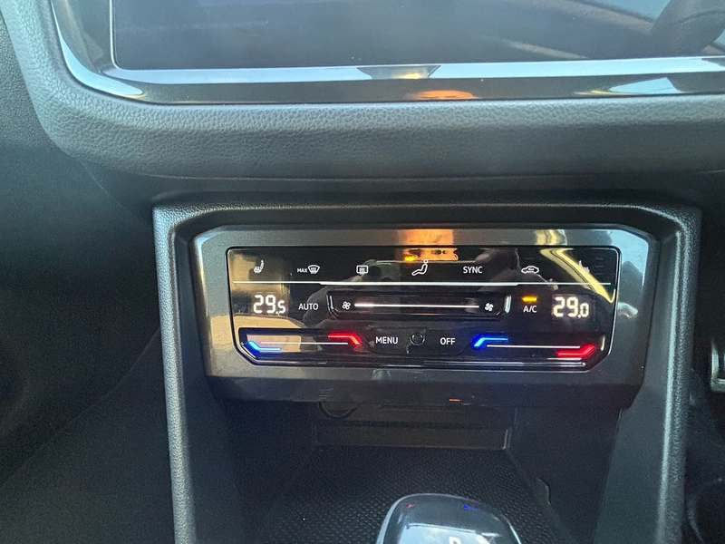 Volkswagen Tiguan 1.5 TSI R-Line SUV 5dr Petrol DSG Euro 6 (s/s) (150 ps) - U10003523