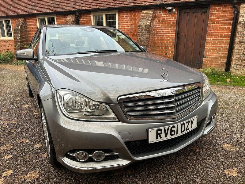 Mercedes-Benz C Class 1.8 C180 BlueEfficiency Elegance Edition 125 Euro 5 (s/s) 4dr - U10003525