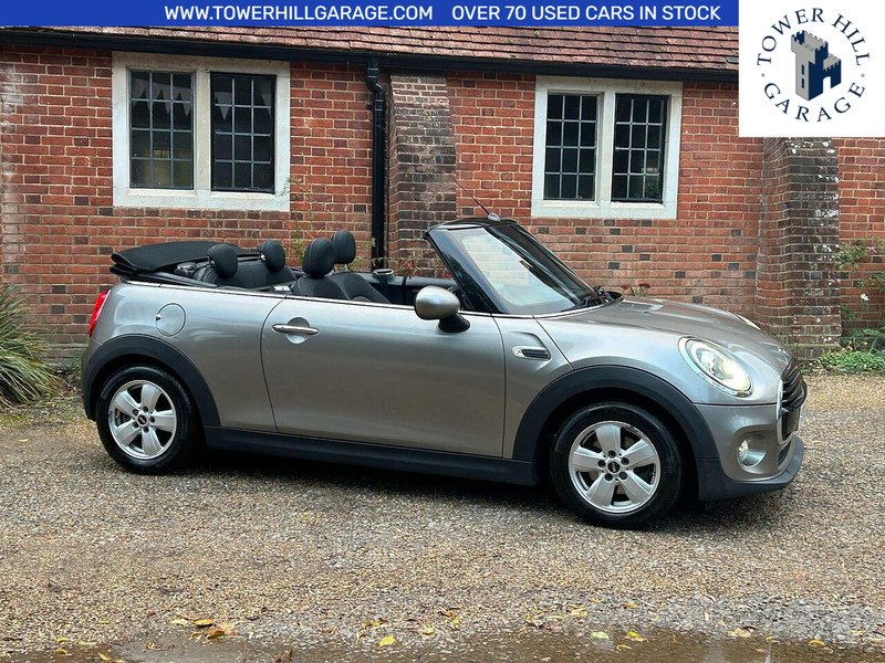 MINI Convertible 1.5 Cooper Classic Convertible 2dr Petrol Manual Euro 6 (s/s) (136 ps) - U10003530