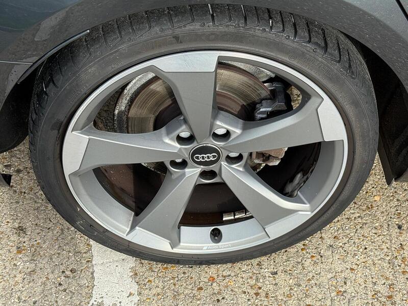 Audi A4 Avant 2.0 TFSI 35 Black Edition Estate 5dr Petrol Manual Euro 6 (s/s) (150 ps) - U10003532