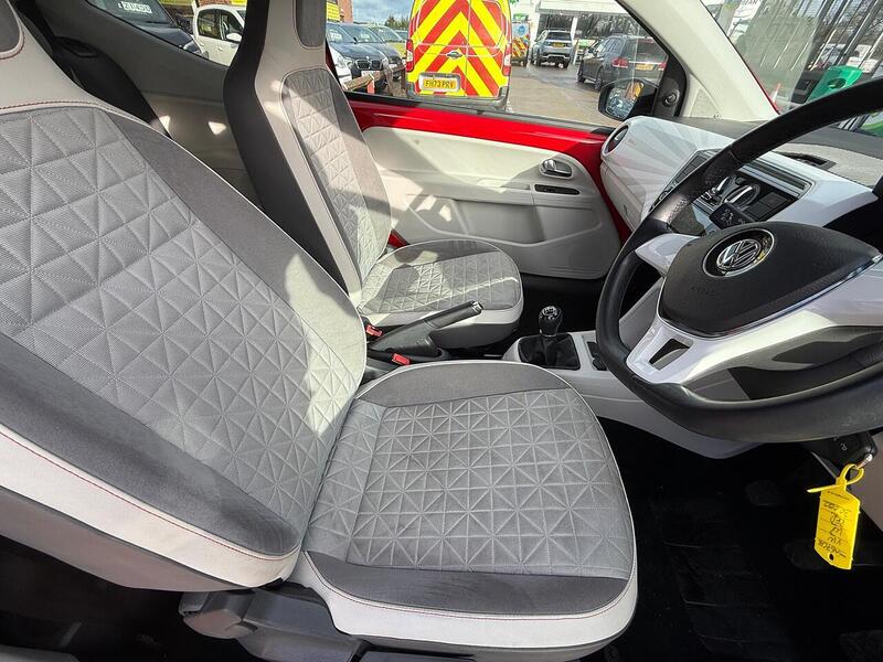 Volkswagen up! 1.0 up! beats Euro 6 (s/s) 3dr - U10003538
