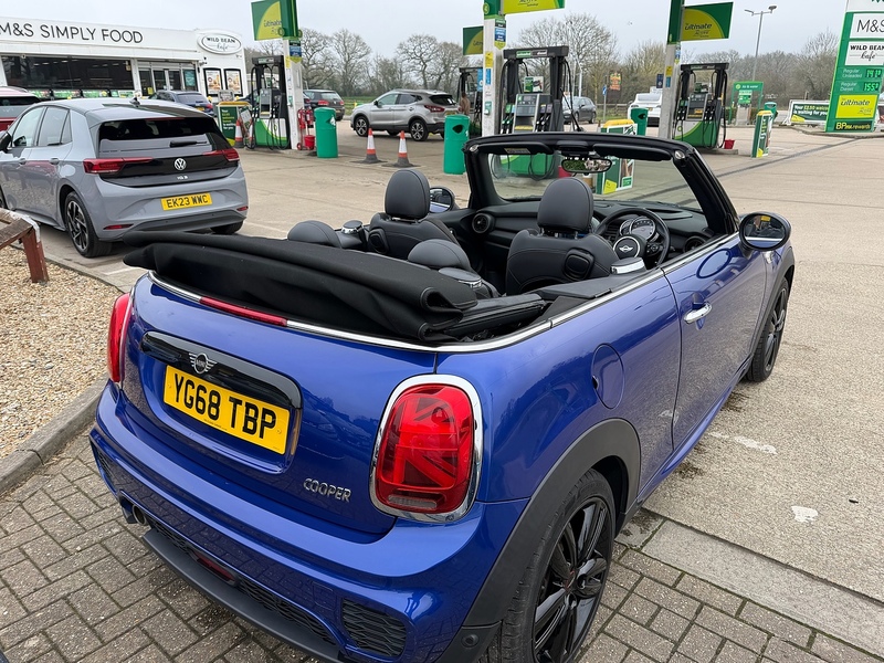 MINI Convertible 1.5 Cooper Sport Euro 6 (s/s) 2dr - U10003540