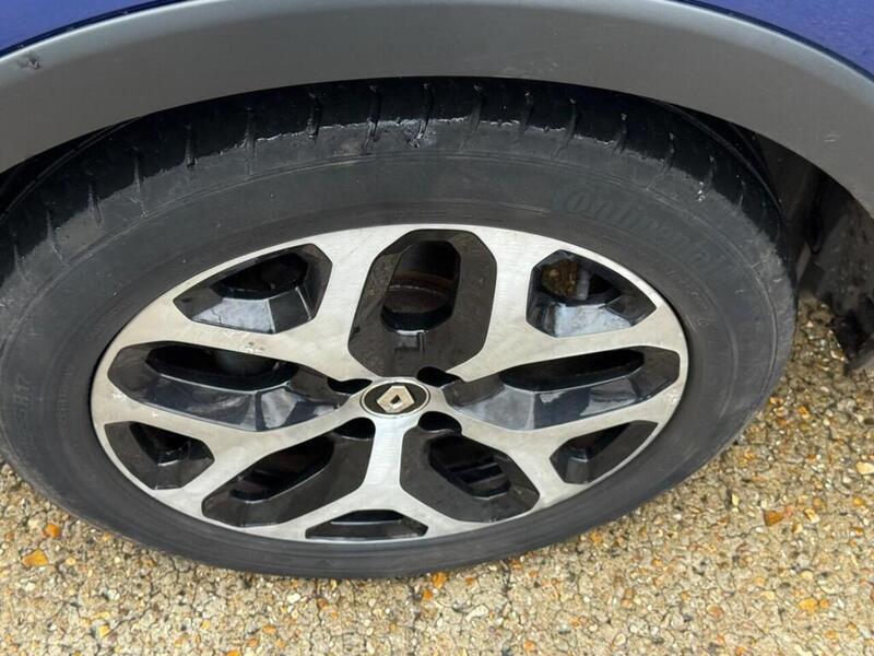 Renault Captur 0.9 TCe ENERGY GT Line SUV 5dr Petrol Euro 6 (s/s) (90 ps) - U10003542