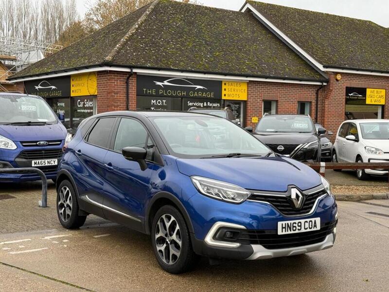 Renault Captur 0.9 TCe ENERGY GT Line SUV 5dr Petrol Euro 6 (s/s) (90 ps) - U10003542