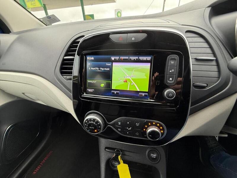 Renault Captur 0.9 TCe ENERGY GT Line SUV 5dr Petrol Euro 6 (s/s) (90 ps) - U10003542