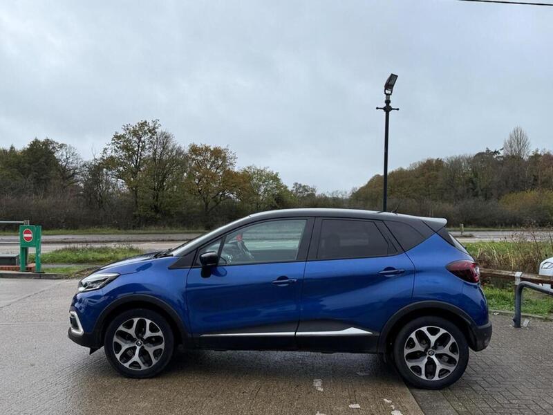 Renault Captur 0.9 TCe ENERGY GT Line SUV 5dr Petrol Euro 6 (s/s) (90 ps) - U10003542