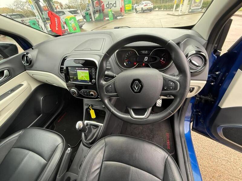Renault Captur 0.9 TCe ENERGY GT Line SUV 5dr Petrol Euro 6 (s/s) (90 ps) - U10003542