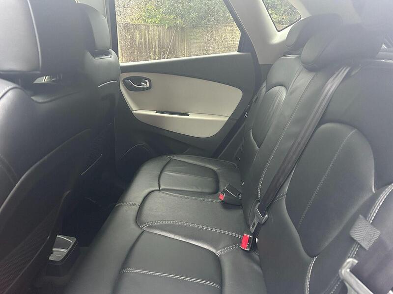 Renault Captur 0.9 TCe ENERGY GT Line SUV 5dr Petrol Euro 6 (s/s) (90 ps) - U10003542