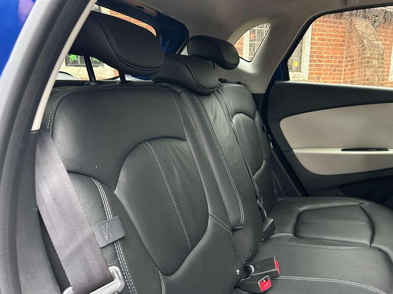 Renault Captur 0.9 TCe ENERGY GT Line SUV 5dr Petrol Euro 6 (s/s) (90 ps) - U10003542