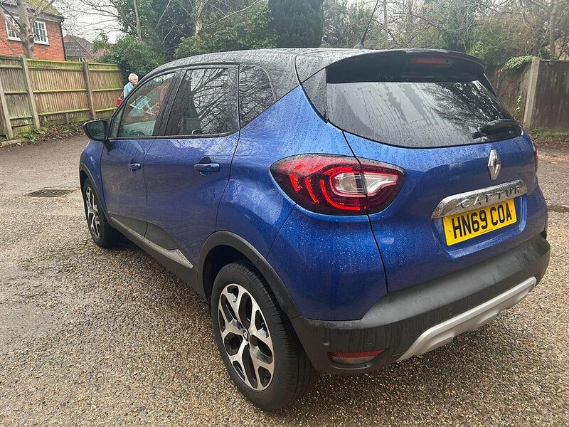 Renault Captur 0.9 TCe ENERGY GT Line SUV 5dr Petrol Euro 6 (s/s) (90 ps) - U10003542
