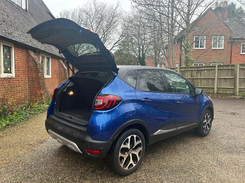 Renault Captur 0.9 TCe ENERGY GT Line SUV 5dr Petrol Euro 6 (s/s) (90 ps) - U10003542
