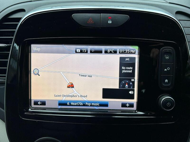 Renault Captur 0.9 TCe ENERGY GT Line SUV 5dr Petrol Euro 6 (s/s) (90 ps) - U10003542