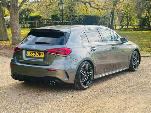 Mercedes-Benz A Class 2.0 A35 AMG (Premium Plus) SpdS DCT 4MATIC Euro 6 (s/s) 5dr - U10003543