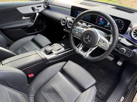 Mercedes-Benz A Class 2.0 A35 AMG (Premium Plus) SpdS DCT 4MATIC Euro 6 (s/s) 5dr - U10003543