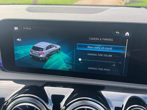 Mercedes-Benz A Class 2.0 A35 AMG (Premium Plus) SpdS DCT 4MATIC Euro 6 (s/s) 5dr - U10003543