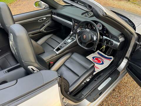 Porsche 911 3.8 991 Carrera S Convertible 2dr Petrol PDK Euro 5 (s/s) (400 ps) - U10003545