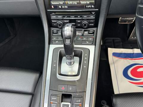Porsche 911 3.8 991 Carrera S Convertible 2dr Petrol PDK Euro 5 (s/s) (400 ps) - U10003545