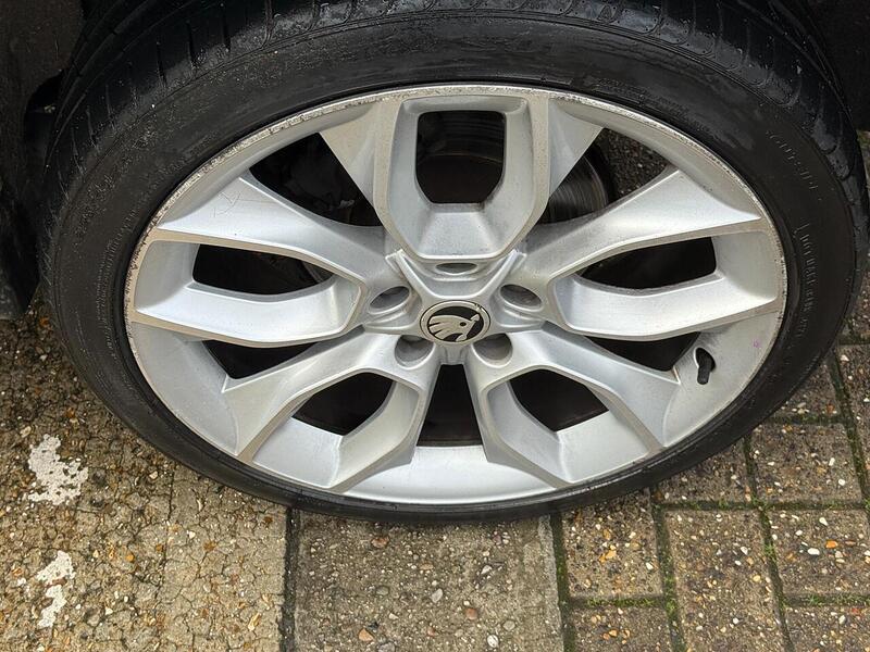 Skoda Karoq 1.5 TSI ACT Edition SUV 5dr Petrol DSG Euro 6 (s/s) (150 ps) - U10003546