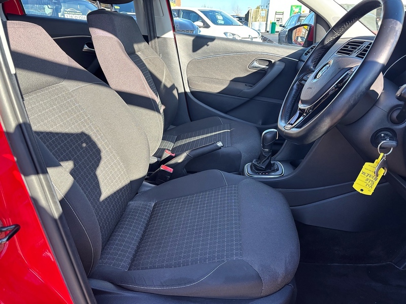 Volkswagen Polo 1.2 TSI BlueMotion Tech SE Hatchback 5dr Petrol DSG Euro 6 (s/s) (90 ps) - U10003548