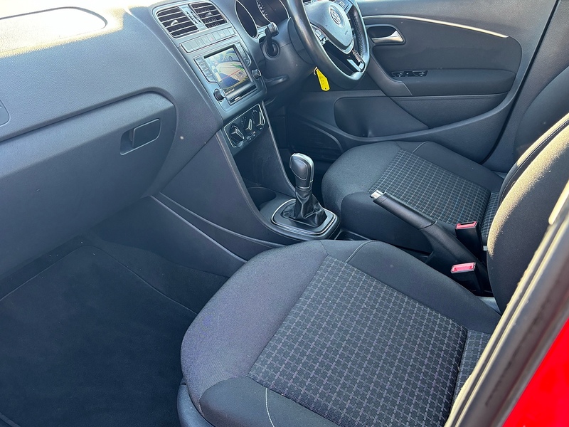 Volkswagen Polo 1.2 TSI BlueMotion Tech SE Hatchback 5dr Petrol DSG Euro 6 (s/s) (90 ps) - U10003548