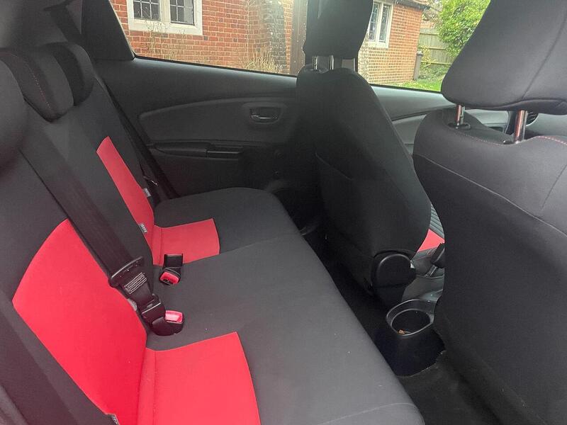 Toyota Yaris 1.33 Dual VVT-i Sport Hatchback 5dr Petrol Manual Euro 5 Euro 5 (99 ps) - U10003549