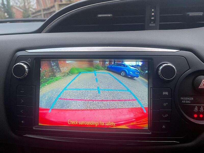 Toyota Yaris 1.33 Dual VVT-i Sport Hatchback 5dr Petrol Manual Euro 5 Euro 5 (99 ps) - U10003549