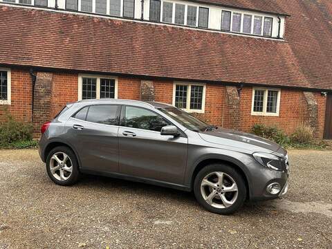 Mercedes-Benz GLA C Class Elegance Edition 125 Saloon 1 Manual Petrol